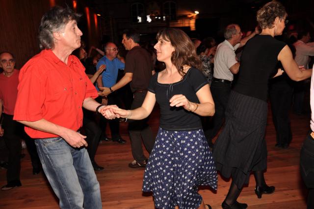 min 2010 03 28 station danse 079